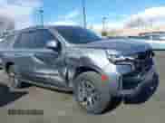 2022 Chevrolet Tahoe Z71 с VIN 1GNSKPKD3NR265727, выставлен на аукционе IAAI как лот 41212836 с пробегом 15 435 миль миль и . История ставок и продаж доступна на DreamBid. Изображение 13.