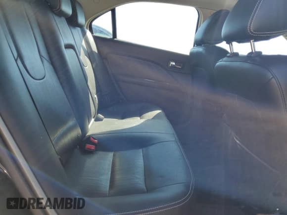 ✅ 2010 Ford Fusion SPORT • VIN: 3FAHP0KC2AR399961 • Lot: 84265245. Wystawiony na Copart z przebiegiem Nie podano. Bezpłatny archiwum sprzedaży aukcyjnych z USA i szczegółowy raport historii pojazdu na DreamBid. Zdjęcie 10.