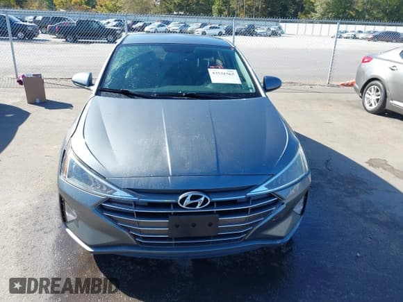 ✅ 2019 Hyundai Elantra SE • VIN: KMHD74LF0KU852585 • Lot: 43531562. Listed on IAAI with 62,240 mi. Free auction sales archive from the USA and detailed vehicle history report at DreamBid. Image 12.