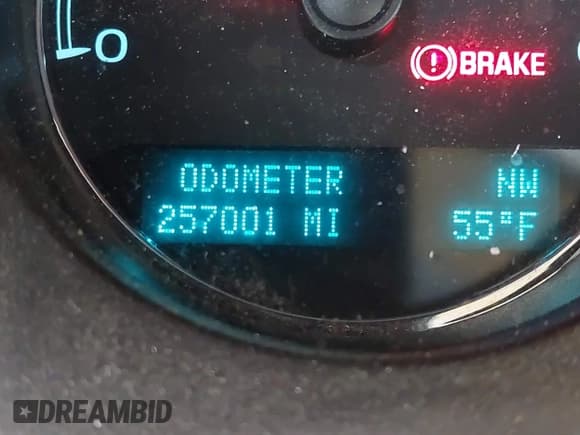 ✅ 2011 GMC Yukon XL Denali • VIN: 1GKS2MEF2BR144739 • Lot: 43185504. Listed on IAAI with 257,001 mi. Free auction sales archive from the USA and detailed vehicle history report at DreamBid. Image 15.