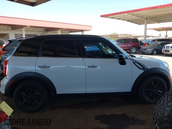 ✅ 2013 MINI Countryman S • VIN: WMWZC3C54DWP24250 • Lot: 42690827. Wystawiony na IAAI z przebiegiem 87 353 mil. Bezpłatny archiwum sprzedaży aukcyjnych z USA i szczegółowy raport historii pojazdu na DreamBid. Zdjęcie 13.