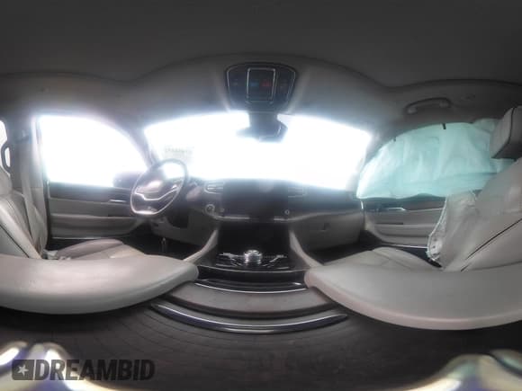 ✅ 2023 Jeep Grand Wagoneer Series II • VIN: 1C4SJSFP2PS556928 • Lot: 42484652. Wystawiony na IAAI z przebiegiem 57 946 mil. Bezpłatny archiwum sprzedaży aukcyjnych z USA i szczegółowy raport historii pojazdu na DreamBid. Zdjęcie 18.