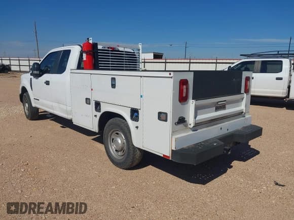 ✅ 2022 Ford F-250 • VIN: 1FD7X2AT4NEC13649 • Лот: 43132081. Опубликован ранее на IAAI с пробегом 138 509 миль. Бесплатный доступ к архиву аукционных продаж из США и подробный отчёт об истории автомобиля на DreamBid. Изображение 3.