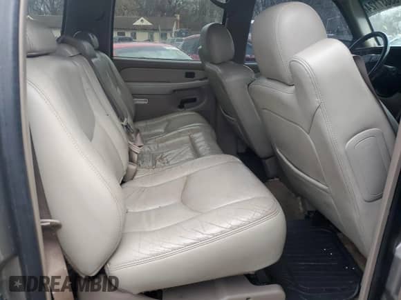 2003 Chevrolet Suburban Z71 с VIN 3GNFK16Z83G301770, выставлен на аукционе Copart как лот 83037124 с пробегом Не указан миль и Списание • Salvage title. История ставок и продаж доступна на DreamBid. Изображение 11.