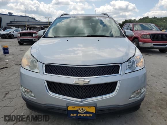 ✅ 2010 Chevrolet Traverse 2LT • VIN: 1GNLRGED5AS121255 • Lot: 66516254. Wystawiony na Copart z przebiegiem 180 322 mil. Bezpłatny archiwum sprzedaży aukcyjnych z USA i szczegółowy raport historii pojazdu na DreamBid. Zdjęcie 5.
