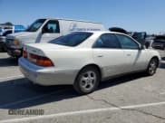 ✅ 1998 Lexus ES 300 • VIN: JT8BF28G8W5013500 • Lot: 49541405. Listed on Copart with 146,355 mi. Free auction sales archive from the USA and detailed vehicle history report at DreamBid. Image 3.