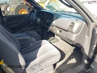 ✅ 2000 Dodge Dakota • VIN: 1B7GL22XXYS588291 • Lot: 41492668. Wystawiony na IAAI z przebiegiem 160 266 mil. Bezpłatny archiwum sprzedaży aukcyjnych z USA i szczegółowy raport historii pojazdu na DreamBid. Zdjęcie 5.