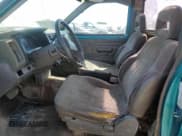 ✅ 1989 Nissan Hardbody • VIN: 1N6ND11S9KC321582 • Lot: 80895765. Wystawiony na Copart z przebiegiem 46 463 mil. Bezpłatny archiwum sprzedaży aukcyjnych z USA i szczegółowy raport historii pojazdu na DreamBid. Zdjęcie 7.