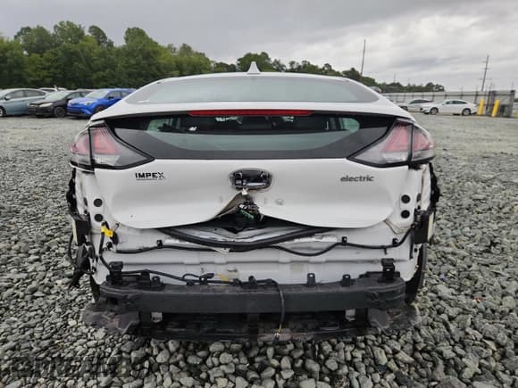 ✅ 2020 Hyundai Ioniq Limited • VIN: KMHC85LJ0LU061963 • Lot: 68308855. Listed on Copart with Not provided. Free auction sales archive from the USA and detailed vehicle history report at DreamBid. Image 6.