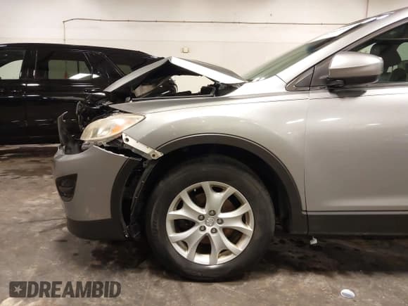 ✅ 2011 Mazda CX-9 Touring • VIN: JM3TB3CA0B0331166 • Lot: 42902005. Wystawiony na IAAI z przebiegiem 197 873 mil. Bezpłatny archiwum sprzedaży aukcyjnych z USA i szczegółowy raport historii pojazdu na DreamBid. Zdjęcie 19.
