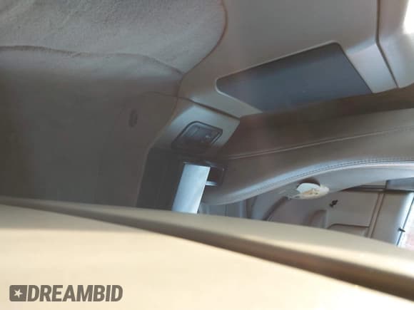 ✅ 2000 BMW Z3 2.5 • VIN: WBACH9340YLF88971 • Lot: 43710004. Listed on IAAI with 137,643 mi. Free auction sales archive from the USA and detailed vehicle history report at DreamBid. Image 8.