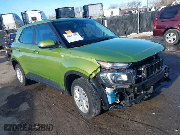 ✅ 2022 Hyundai Venue SE • VIN: KMHRB8A39NU140634 • Lot: 38247791. Listed on IAAI with 31,622 mi. Free auction sales archive from the USA and detailed vehicle history report at DreamBid. Image 1.