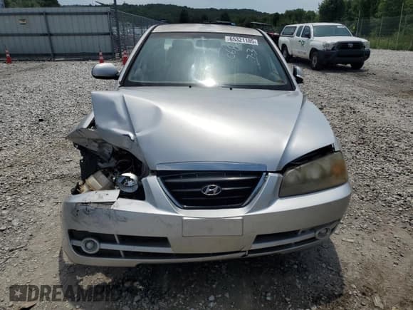 ✅ 2004 Hyundai Elantra GLS • VIN: KMHDN46D84U910686 • Lot: 65321185. Wystawiony na Copart z przebiegiem 214 257 mil. Bezpłatny archiwum sprzedaży aukcyjnych z USA i szczegółowy raport historii pojazdu na DreamBid. Zdjęcie 5.