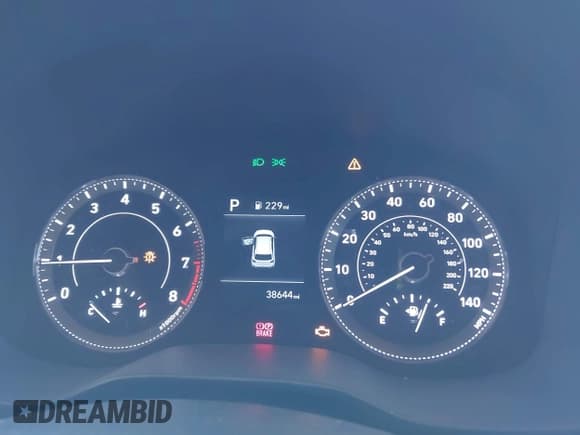 ✅ 2022 Hyundai Venue Limited • VIN: KMHRC8A38NU135423 • Lot: 42259343. Listed on IAAI with 38,644 mi. Free auction sales archive from the USA and detailed vehicle history report at DreamBid. Image 7.