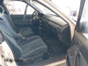 ✅ 1987 Toyota Camry LE • VIN: JT2SV22E3H3012242 • Lot: 42526925. Wystawiony na IAAI z przebiegiem 191 564 mil. Bezpłatny archiwum sprzedaży aukcyjnych z USA i szczegółowy raport historii pojazdu na DreamBid. Zdjęcie 5.