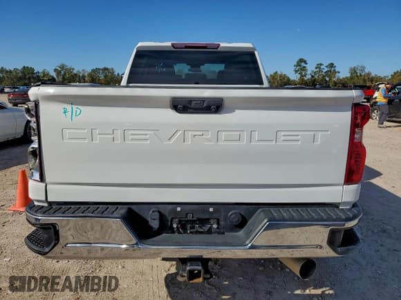 ✅ 2024 Chevrolet Silverado 2500HD LT • VIN: 2GC4YNEY9R1110567 • Лот: 94662155. Опубликован ранее на Copart с пробегом 60 639 миль. Бесплатный доступ к архиву аукционных продаж из США и подробный отчёт об истории автомобиля на DreamBid. Изображение 7.