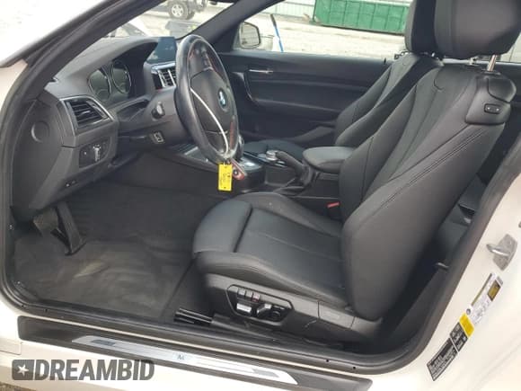 ✅ 2020 BMW 2 Series 230i xDrive • VIN: WBA2J3C08L7E04274 • Lot: 81235165. Wystawiony na Copart z przebiegiem 28 785 mil. Bezpłatny archiwum sprzedaży aukcyjnych z USA i szczegółowy raport historii pojazdu na DreamBid. Zdjęcie 7.