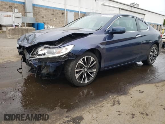 ✅ 2017 Honda Accord EX • VIN: 1HGCT1B75HA004041 • Лот: 67018905. Опубликован ранее на Copart с пробегом 112 797 миль. Бесплатный доступ к архиву аукционных продаж из США и подробный отчёт об истории автомобиля на DreamBid. Изображение 1.