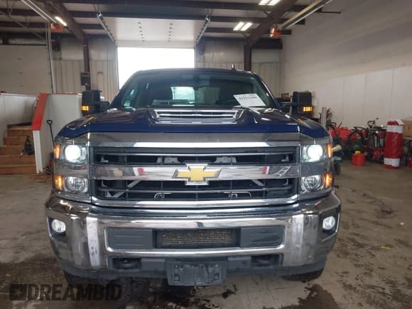 ✅ 2018 Chevrolet Silverado 2500HD LT • VIN: 1GC1KVEY8JF174794 • Lot: 41922200. Listed on IAAI with 147,020 mi. Free auction sales archive from the USA and detailed vehicle history report at DreamBid. Image 12.