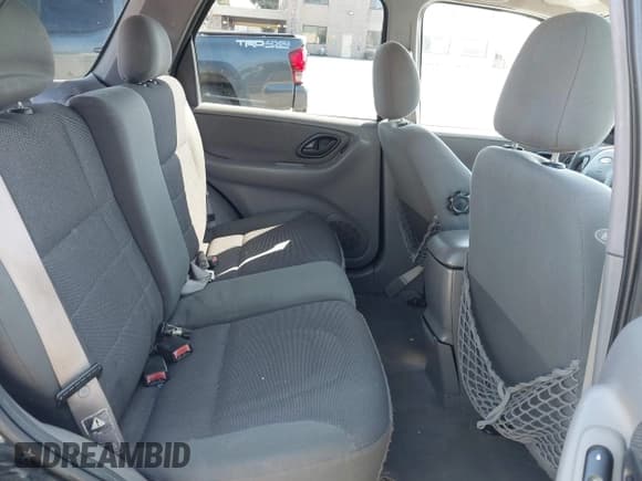 ✅ 2002 Ford Escape XLT • VIN: 1FMCU03142KC39723 • Lot: 42228038. Wystawiony na IAAI z przebiegiem 131 399 mil. Bezpłatny archiwum sprzedaży aukcyjnych z USA i szczegółowy raport historii pojazdu na DreamBid. Zdjęcie 8.