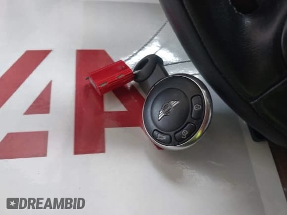 ✅ 2014 MINI Paceman • VIN: WMWSS1C51EWN94602 • Lot: 43216181. Listed on IAAI with 66,555 mi. Free auction sales archive from the USA and detailed vehicle history report at DreamBid. Image 11.