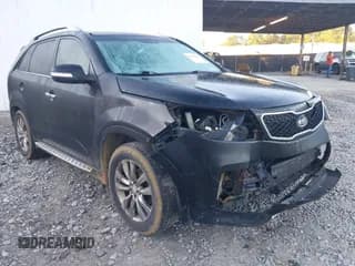 ✅ 2012 Kia Sorento SX • VIN: 5XYKW4A25CG290183 • Lot: 43501566. Wystawiony na IAAI z przebiegiem 256 958 mil. Bezpłatny archiwum sprzedaży aukcyjnych z USA i szczegółowy raport historii pojazdu na DreamBid. Zdjęcie 1.