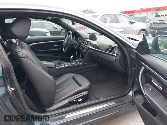 ✅ 2017 BMW 4 Series 430i xDrive • VIN: WBA4R9C30HK878834 • Лот: 42583187. Опубликован ранее на IAAI с пробегом 135 107 миль. Бесплатный доступ к архиву аукционных продаж из США и подробный отчёт об истории автомобиля на DreamBid. Изображение 5.