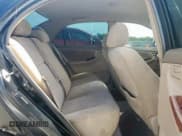 ✅ 2006 Toyota Corolla LE • VIN: 2T1BR32E86C661007 • Lot: 81828095. Wystawiony na Copart z przebiegiem 220 683 mil. Bezpłatny archiwum sprzedaży aukcyjnych z USA i szczegółowy raport historii pojazdu na DreamBid. Zdjęcie 10.