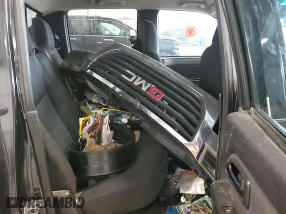 ✅ 2008 GMC Canyon SLE2 • VIN: 1GTDT13E088139242 • Lot: 64500975. Wystawiony na Copart z przebiegiem 176 211 mil. Bezpłatny archiwum sprzedaży aukcyjnych z USA i szczegółowy raport historii pojazdu na DreamBid. Zdjęcie 10.