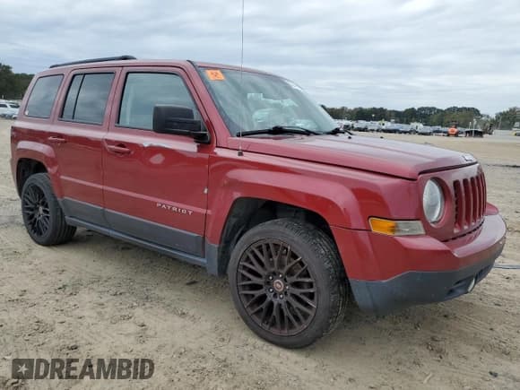 ✅ 2016 Jeep Patriot Sport • VIN: 1C4NJPBAXGD670076 • Lot: 82749425. Wystawiony na Copart z przebiegiem 209 821 mil. Bezpłatny archiwum sprzedaży aukcyjnych z USA i szczegółowy raport historii pojazdu na DreamBid. Zdjęcie 4.