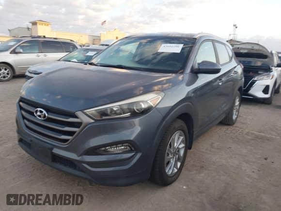 2016 Hyundai Tucson SE z VIN KM8J33A46GU235712, wystawiony jako IAAI lot #43602206 z przebiegiem 88 238 mil mil oraz . Historia ofert i sprzedaży dostępna na DreamBid. Obrazek 2.