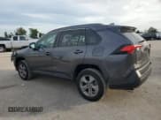 ✅ 2022 Toyota RAV4 XLE • VIN: 2T3W1RFV4NW192072 • Lot: 80070425. Wystawiony na Copart z przebiegiem 64 113 mil. Bezpłatny archiwum sprzedaży aukcyjnych z USA i szczegółowy raport historii pojazdu na DreamBid. Zdjęcie 2.