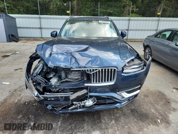 ✅ 2024 Volvo XC90 Ultimate Bright Theme • VIN: YV4062PF5R1202194 • Лот: 81600935. Опубликован ранее на Copart с пробегом Не указан. Бесплатный доступ к архиву аукционных продаж из США и подробный отчёт об истории автомобиля на DreamBid. Изображение 5.