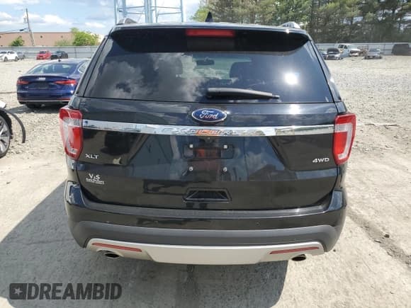 ✅ 2017 Ford Explorer XLT • VIN: 1FM5K8D86HGD75307 • Lot: 55724885. Listed on Copart with Not provided. Free auction sales archive from the USA and detailed vehicle history report at DreamBid. Image 6.