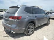 ✅ 2021 Volkswagen Atlas SE • VIN: 1V2PR2CAXMC587217 • Лот: 63331945. Опубликован ранее на Copart с пробегом 53 452 миль. Бесплатный доступ к архиву аукционных продаж из США и подробный отчёт об истории автомобиля на DreamBid. Изображение 3.