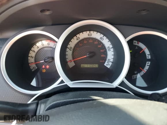 ✅ 2013 Toyota Tacoma • VIN: 5TFJX4CN3DX033070 • Lot: 69983245. Listed on Copart with 110,841 mi. Free auction sales archive from the USA and detailed vehicle history report at DreamBid. Image 9.