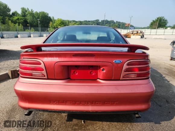 ✅ 1994 Ford Mustang GT • VIN: 1FALP42T1RF105797 • Lot: 60280025. Listed on Copart with 108,796 mi. Free auction sales archive from the USA and detailed vehicle history report at DreamBid. Image 6.