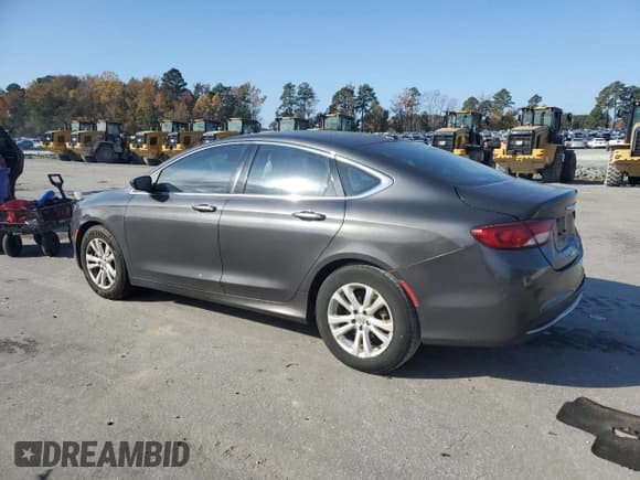 ✅ 2015 Chrysler 200 Limited • VIN: 1C3CCCAB6FN693811 • Lot: 91445565. Wystawiony na Copart z przebiegiem 172 566 mil. Bezpłatny archiwum sprzedaży aukcyjnych z USA i szczegółowy raport historii pojazdu na DreamBid. Zdjęcie 2.