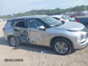 ✅ 2022 Mitsubishi Outlander ES • VIN: JA4J4TA80NZ001144 • Lot: 42823677. Listed on IAAI with 66,189 mi. Free auction sales archive from the USA and detailed vehicle history report at DreamBid. Image 13.