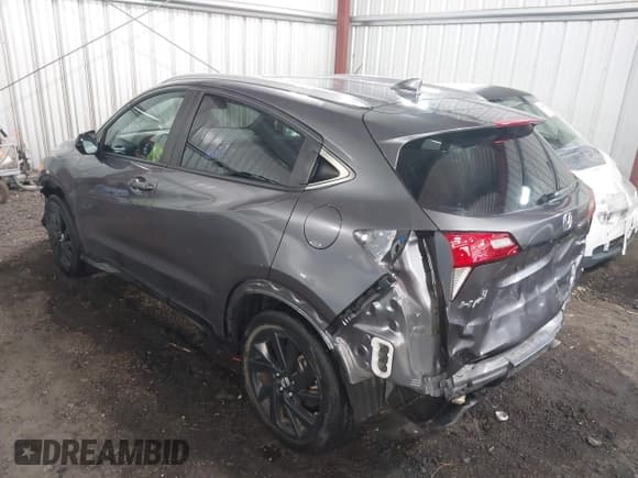 ✅ 2021 Honda HR-V Sport • VIN: 3CZRU5H18MM704112 • Lot: 42992491. Wystawiony na IAAI z przebiegiem 47 879 mil. Bezpłatny archiwum sprzedaży aukcyjnych z USA i szczegółowy raport historii pojazdu na DreamBid. Zdjęcie 3.