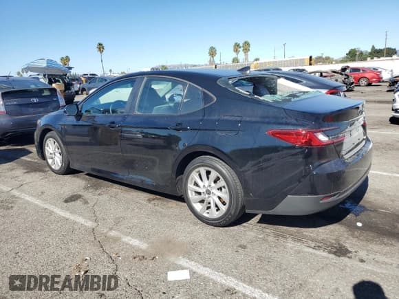 ✅ 2025 Toyota Camry SE • VIN: 4T1DAACK6SU602877 • Лот: 91646385. Опубликован ранее на Copart с пробегом 4 536 миль. Бесплатный доступ к архиву аукционных продаж из США и подробный отчёт об истории автомобиля на DreamBid. Изображение 2.