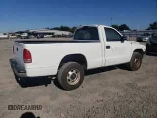 1999 Dodge Dakota z VIN 1B7GG26X2XS308456, wystawiony jako Copart lot #66789914 z przebiegiem 137 399 mil mil oraz Czysty tytuł • Clean title. Historia ofert i sprzedaży dostępna na DreamBid. Obrazek 3.