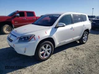 ✅ 2013 Toyota RAV4 • VIN: 2T3YL4DV9DW002242 • Лот: 87971525. Опубликован ранее на Copart с пробегом 71 116 миль. Бесплатный доступ к архиву аукционных продаж из США и подробный отчёт об истории автомобиля на DreamBid. Изображение 1.
