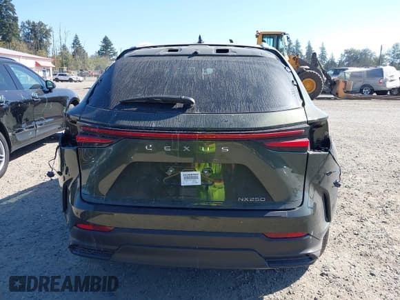 ✅ 2025 Lexus NX 250 Premium • VIN: 2T2GDCAZ8SC029526 • Lot: 43242981. Wystawiony na IAAI z przebiegiem 4 634 mil. Bezpłatny archiwum sprzedaży aukcyjnych z USA i szczegółowy raport historii pojazdu na DreamBid. Zdjęcie 17.