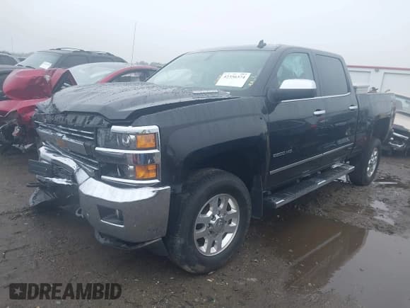 ✅ 2015 Chevrolet Silverado 2500HD LTZ • VIN: 1GC1KWE81FF178800 • Lot: 42356374. Listed on IAAI with 114,203 mi. Free auction sales archive from the USA and detailed vehicle history report at DreamBid. Image 17.