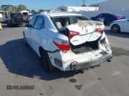 ✅ 2015 Toyota Corolla LE • VIN: 5YFBURHE3FP287186 • Лот: 43653883. Опубликован ранее на IAAI с пробегом 108 211 миль. Бесплатный доступ к архиву аукционных продаж из США и подробный отчёт об истории автомобиля на DreamBid. Изображение 3.