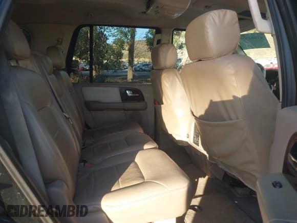 ✅ 2006 Ford Expedition Limited • VIN: 1FMPU19566LA88644 • Lot: 43804977. Listed on IAAI with 283,478 mi. Free auction sales archive from the USA and detailed vehicle history report at DreamBid. Image 8.