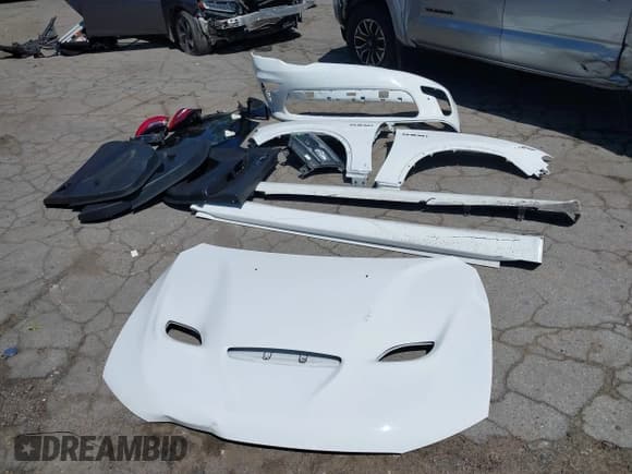 ✅ 2022 Dodge Durango R/T • VIN: 1C4SDJCT2NC213532 • Lot: 42193553. Listed on IAAI with 39,441 mi. Free auction sales archive from the USA and detailed vehicle history report at DreamBid. Image 12.