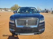 ✅ 2021 Lincoln Navigator Black Label • VIN: 5LMJJ2TT4MEL06204 • Lot: 94299095. Wystawiony na Copart z przebiegiem 132 426 mil. Bezpłatny archiwum sprzedaży aukcyjnych z USA i szczegółowy raport historii pojazdu na DreamBid. Zdjęcie 5.