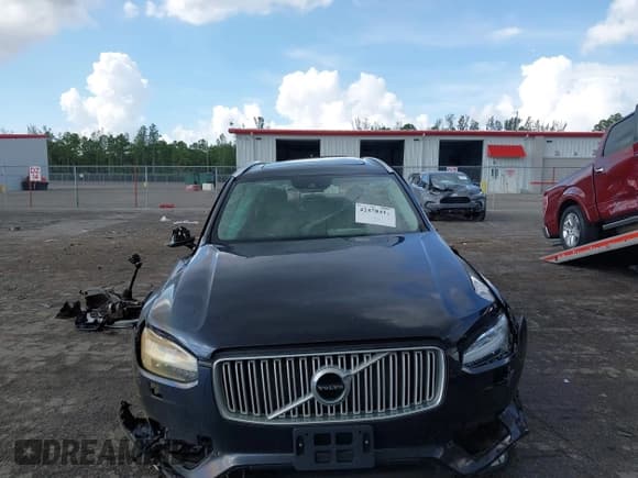 ✅ 2018 Volvo XC90 Inscription • VIN: YV4A22PL2J1377688 • Lot: 42478411. Listed on IAAI with 80,341 mi. Free auction sales archive from the USA and detailed vehicle history report at DreamBid. Image 6.